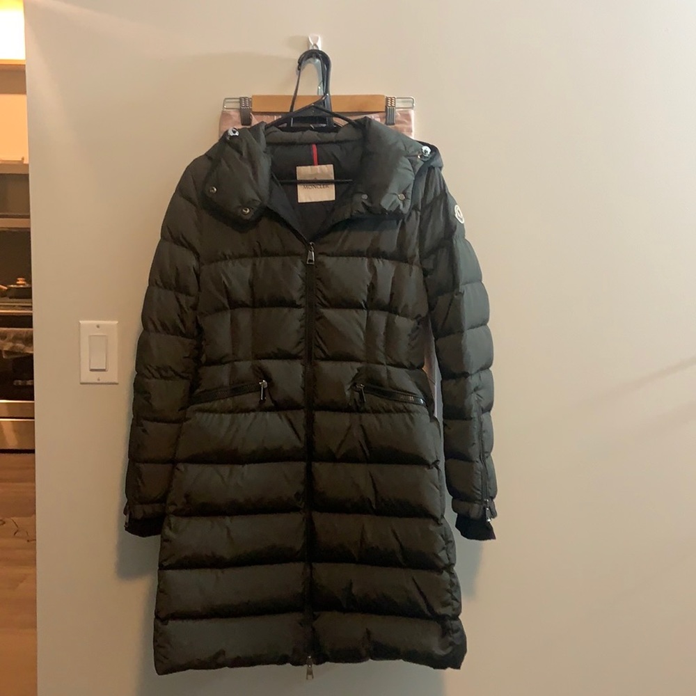 Moncler quilted feather down jacket (betulong giubotto) size 2, dark green color